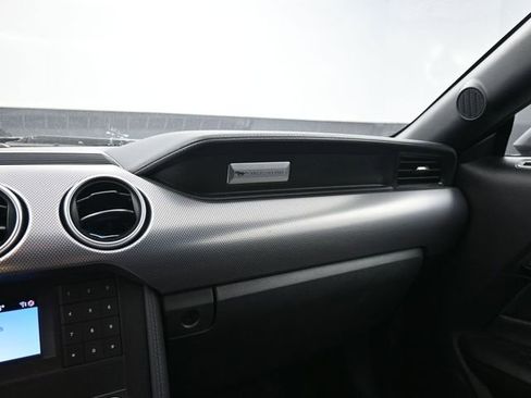 Used 2019 Ford Mustang GT image 18