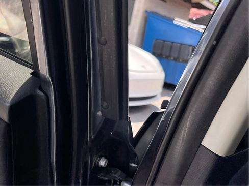 Used 2018 Toyota Yaris iA FWD image 17