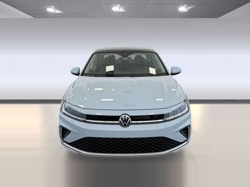 New 2026 Volkswagen Jetta SE FWD image 6