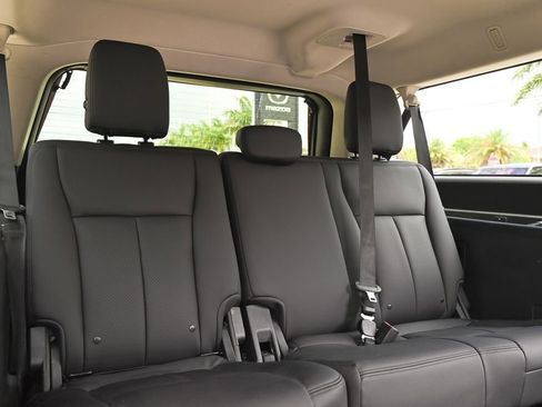 Used 2024 Ford Expedition Max XLT AWD/4WD image 17