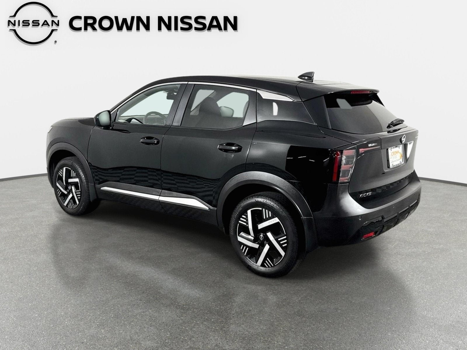 Certified 2025 Nissan Kicks SV FWD image 7