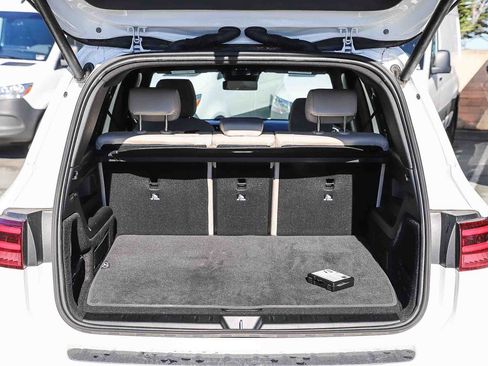 Certified 2025 Mercedes-Benz GLB 250 4MATIC image 26