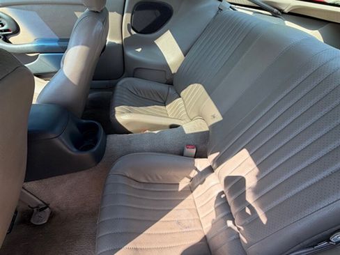 Used 1999 Pontiac Firebird Formula w/ Security Pkg RWD image 17