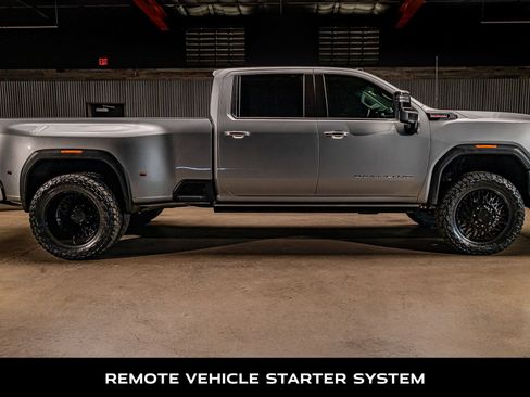 Used 2026 GMC Sierra 3500 Denali w/ Denali Reserve Package AWD/4WD image 11