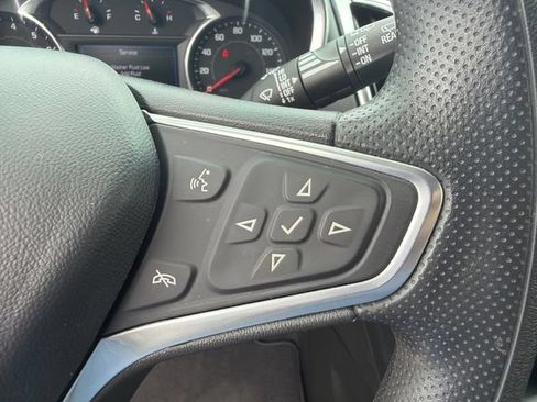 Used 2022 Chevrolet Equinox LT FWD image 25