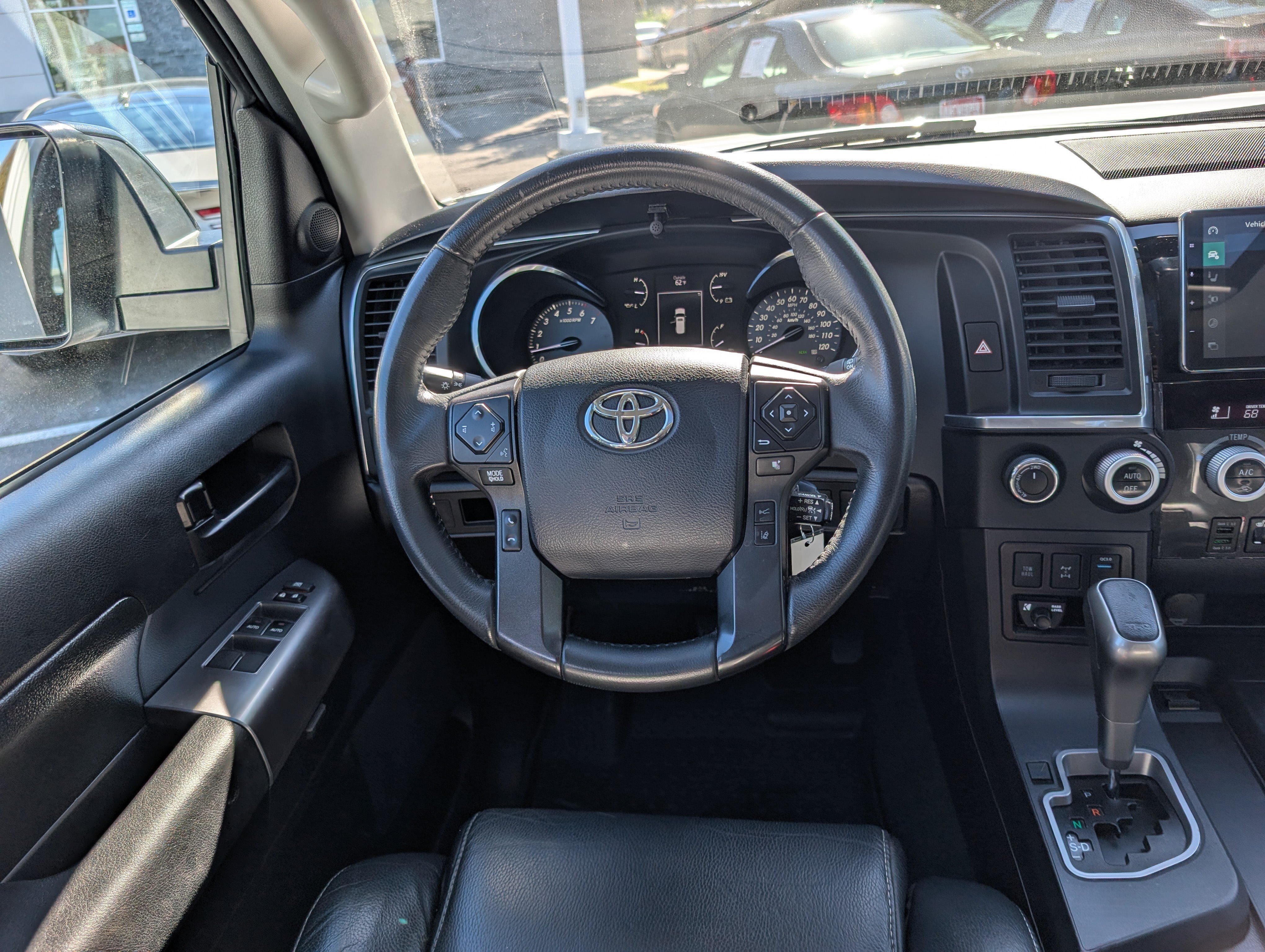 Used 2018 Toyota Sequoia TRD Sport AWD/4WD image 18
