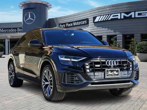 Used 2021 Audi Q8 Premium w/ Black Optic Package image 2