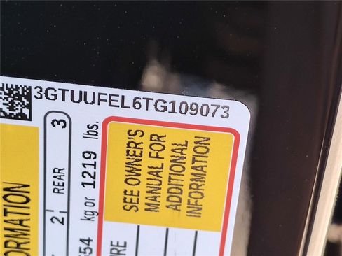 Used 2026 GMC Sierra 1500 AT4X image 14