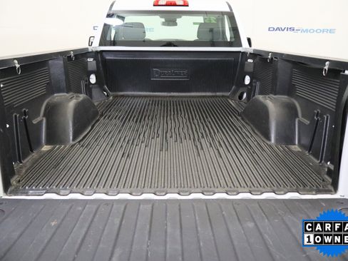 Used 2025 Chevrolet Silverado 1500 W/T image 9