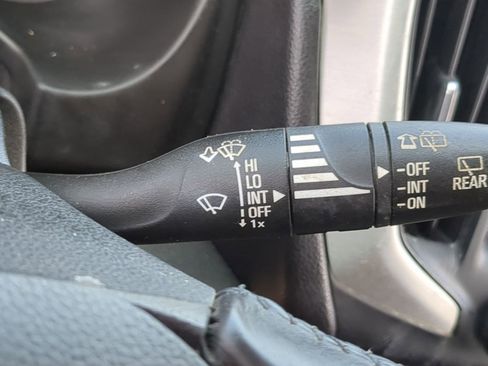 Used 2019 GMC Terrain SLT image 28