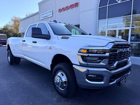 New 2026 RAM 3500 Tradesman w/ Chrome Appearance Group A image 2