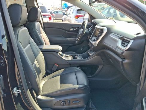 Certified 2023 GMC Acadia SLT w/ Technology Package image 29