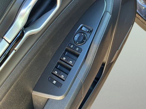 Used 2026 Kia Sportage LX w/ LX Convenience Package image 18