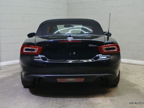 Used 2018 FIAT 124 Spider Classica w/ Technology & Siriusxm Group RWD image 13
