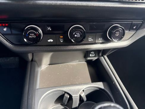 Certified 2024 Honda HR-V Sport image 33