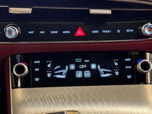 New 2026 Genesis GV70 2.5T Sport Prestige AWD/4WD image 21