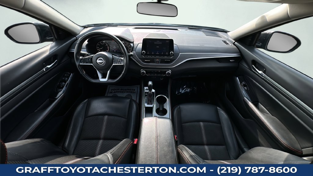 Used 2025 Nissan Altima 2.5 SR FWD image 14