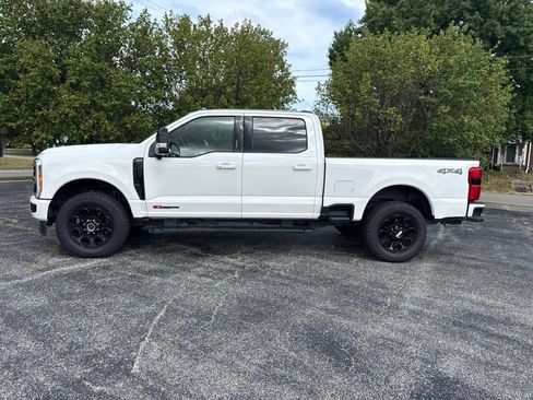 Used 2023 Ford F250 Lariat w/ Black Appearance Package AWD/4WD image 3