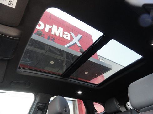 Used 2021 Chevrolet Blazer RS image 12