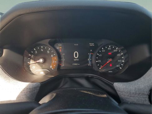 Certified 2024 Jeep Compass Latitude image 33