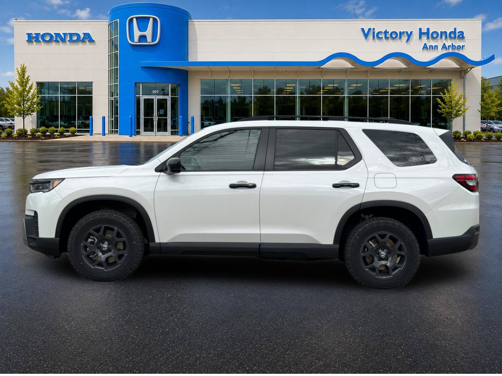 New 2026 Honda Pilot TrailSport image 8