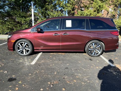 Used 2019 Honda Odyssey Elite image 7