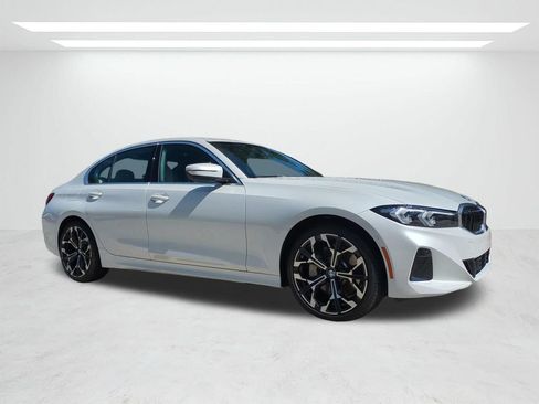 New 2025 BMW 330i Sedan w/ Premium Package RWD image 2