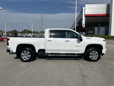 Used 2022 Chevrolet Silverado 2500 LTZ w/ Z71 Chrome Sport Edition AWD/4WD image 12