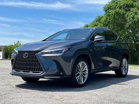 Used 2022 Lexus NX 350 AWD image 3