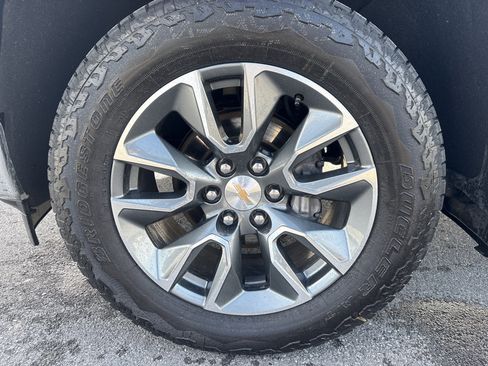 Used 2022 Chevrolet Silverado 1500 LT w/ All Star Edition Plus image 11