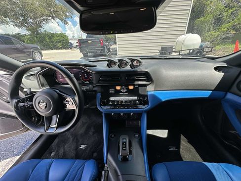 Used 2024 Nissan Z Performance w/ Floor Mat Package RWD image 14