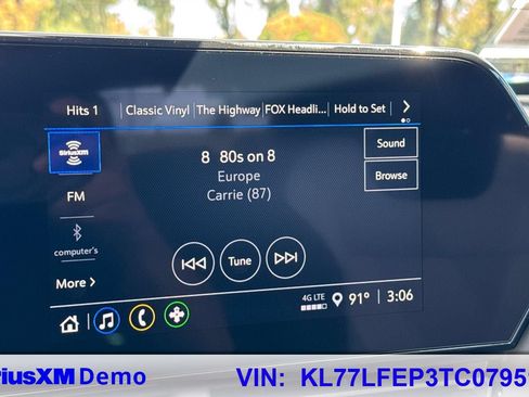 Used 2026 Chevrolet Trax LS FWD image 50