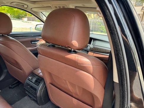 Used 2015 BMW 528i Sedan image 16