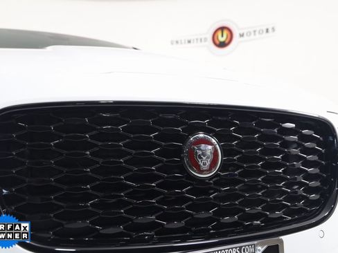 Used 2023 Jaguar XF R-Dynamic SE image 23