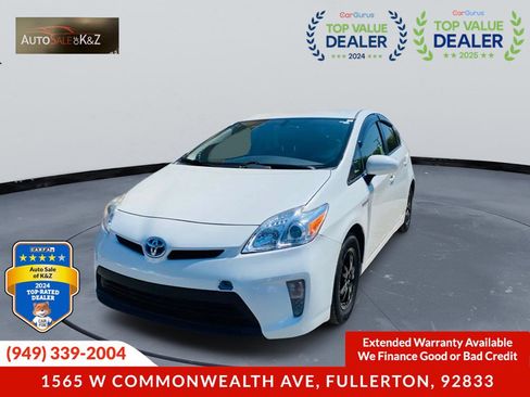 Used 2013 Toyota Prius Three FWD image 2