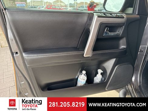 Used 2023 Toyota 4Runner SR5 Premium w/ Moonroof Package image 15