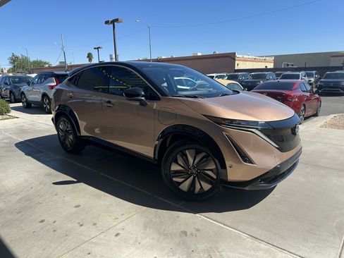 Used 2023 Nissan Ariya FWD image 5