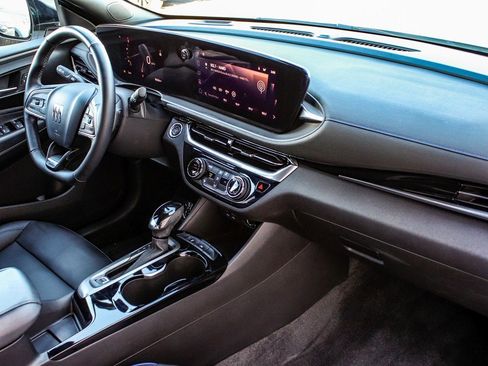 Used 2024 Buick Envista Sport Touring w/ Convenience I Package image 41