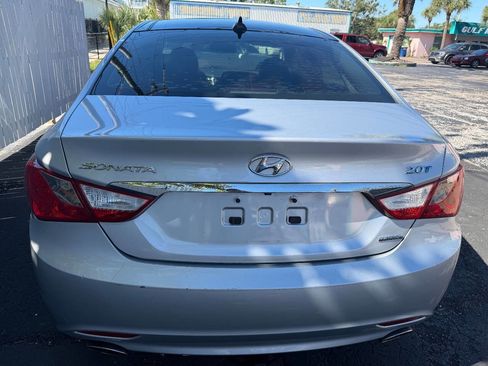 Used 2012 Hyundai Sonata Limited w/ Navigation Pkg image 16