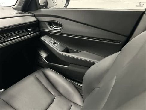 Used 2025 Honda Accord Sport image 13