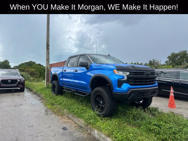 Used 2025 Chevrolet Silverado 1500 LT AWD/4WD image 5