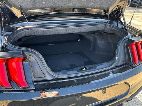 Used 2023 Ford Mustang Convertible w/ Equipment Group 101A RWD image 18