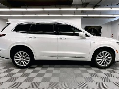 Used 2020 Cadillac XT6 Premium Luxury AWD/4WD image 14