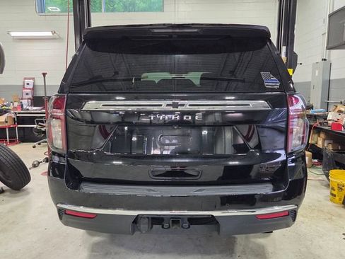 Used 2022 Chevrolet Tahoe LS RWD image 2