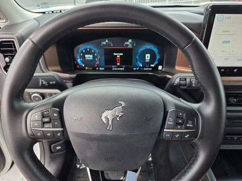 Used 2025 Ford Bronco Sport Outer Banks w/ Outer Banks Tech Package+ AWD/4WD image 29