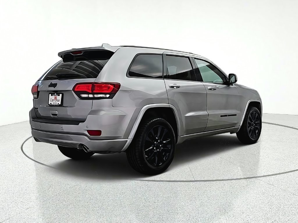 Used 2019 Jeep Grand Cherokee Altitude AWD/4WD image 7