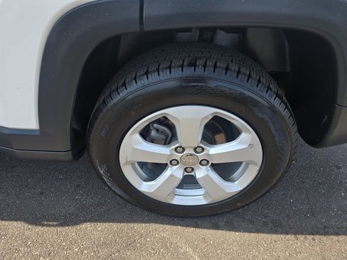 Used 2018 Jeep Compass Latitude w/ Popular Equipment Group image 26