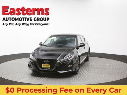 Used 2022 Nissan Altima 2.0 SR FWD image 54