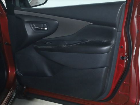 Used 2019 Nissan Murano SV AWD/4WD image 32