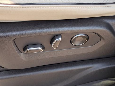 Used 2021 Cadillac Escalade Sport w/ Driver Assist Tech Package image 23